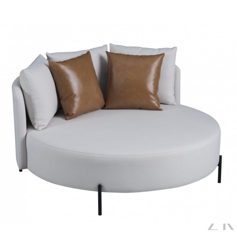 CHAISE