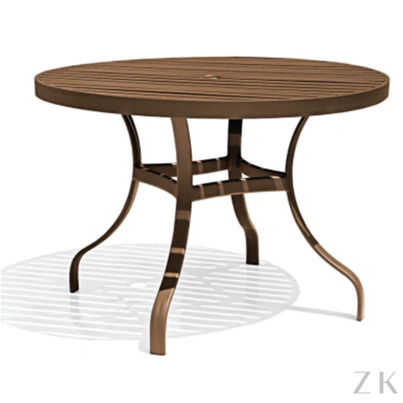 MESA DE JANTAR RIPADA