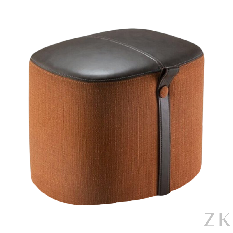 PUFF ESTOFADO OVAL COM DETALHE EM COURO|281