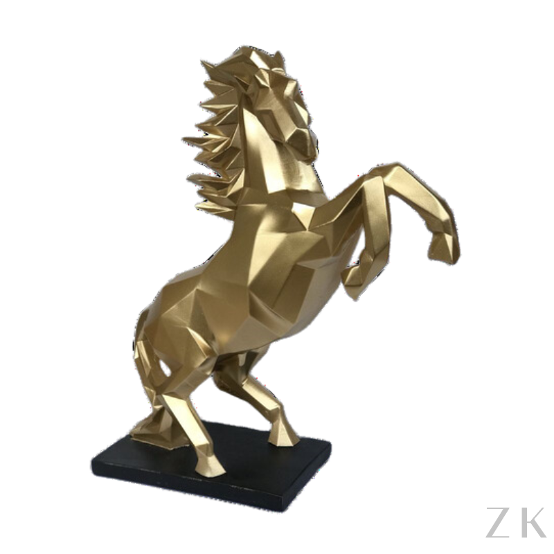 ESCULTURA CAVALO EM PÉ