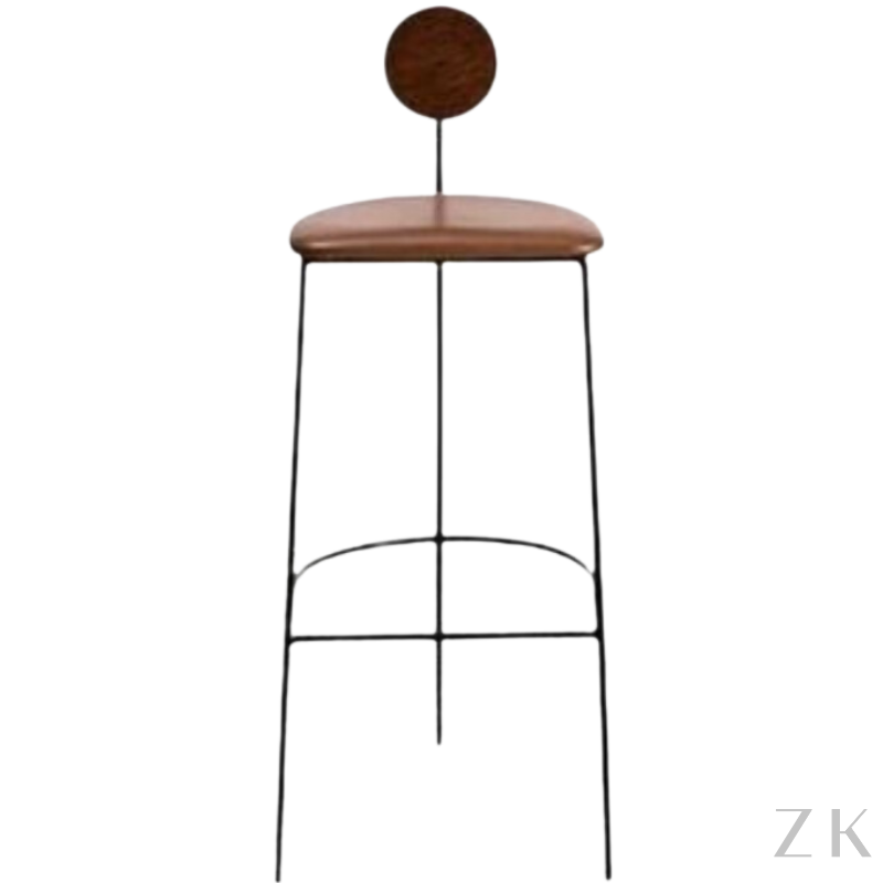BANQUETA COM BASE EM METAL | STUDIO GIACOMO TOMAZZI