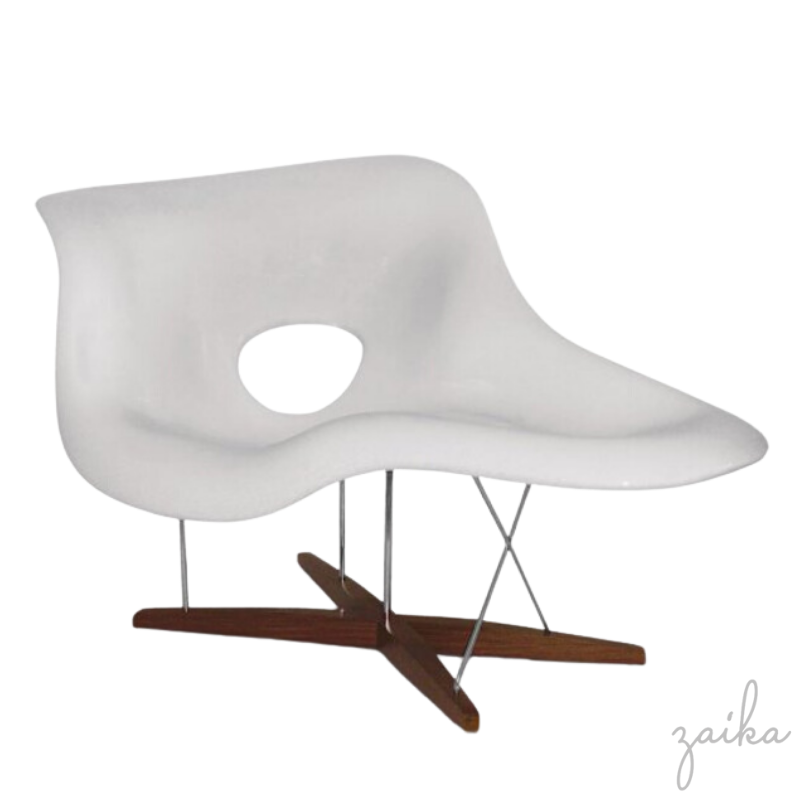 CHAISE